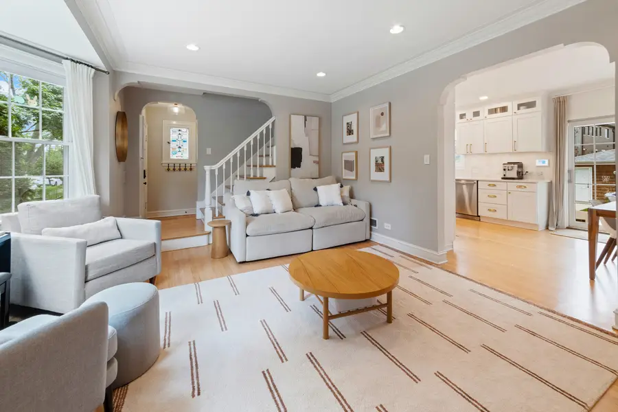 6056 N Keeler Avenue, Chicago, IL 60646 - #3