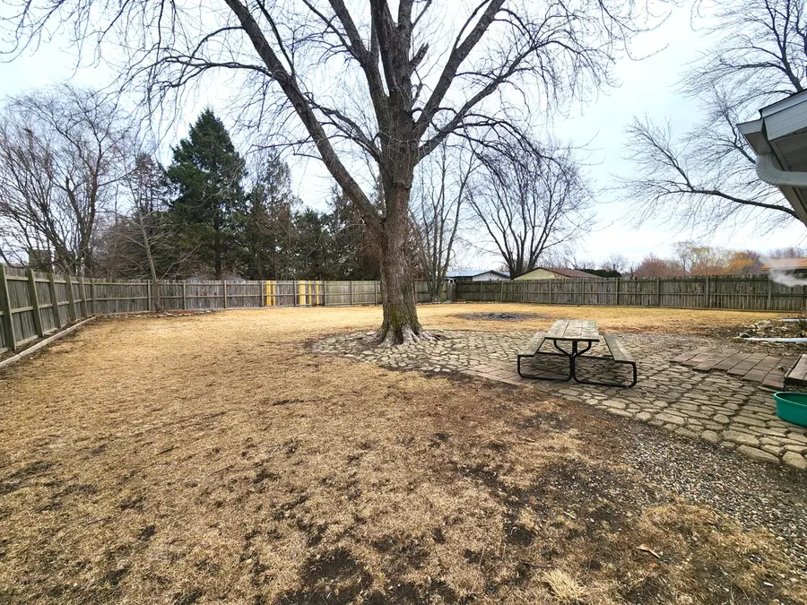 2424 E 2350th Road, Marseilles, IL 61341 - #3