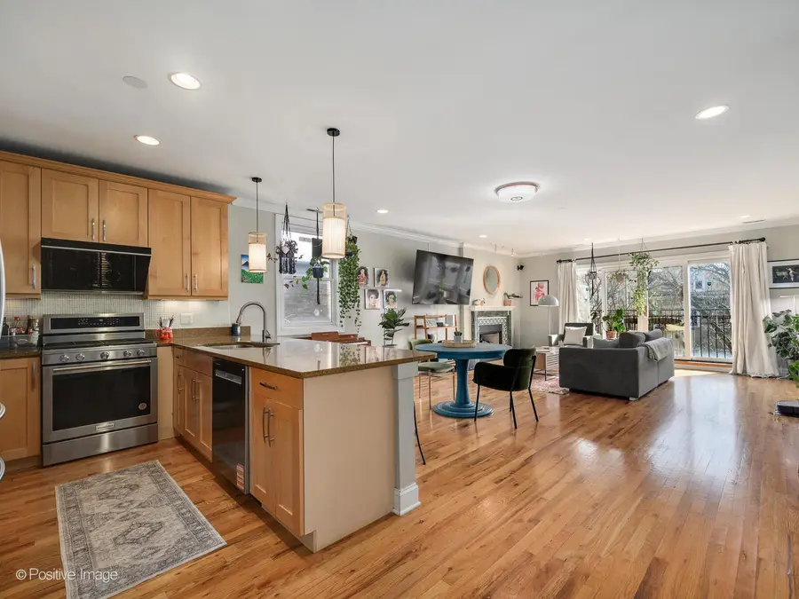 830 W Bradley Place #3S, Chicago, IL 60613 - #2