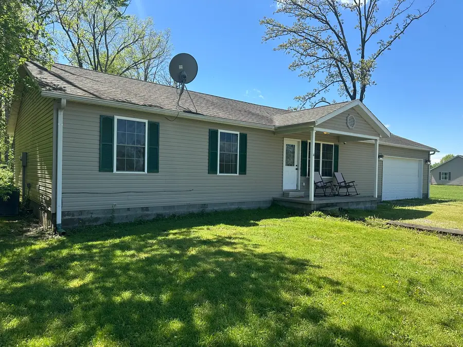 2506 State Highway 154, Sesser, IL 62884 - #3