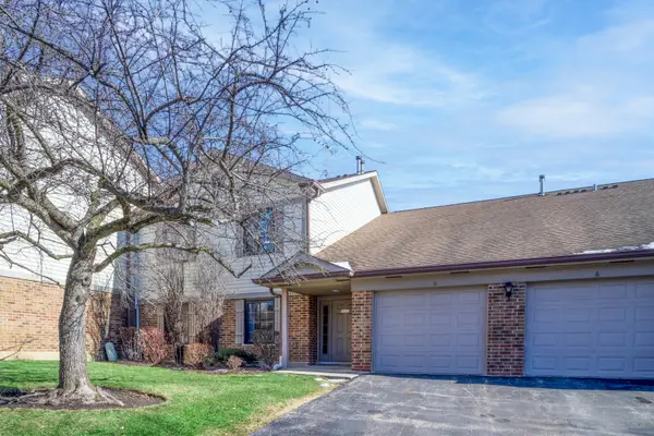 4131 N Pheasant Trail Court #8, Arlington Heights, IL 60004