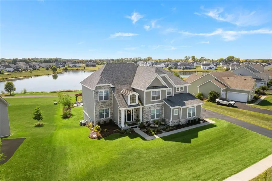 39W509 Norton Lake Drive, Saint Charles, IL 60175 - #2