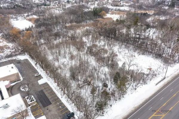 17053 W Aptakisic Road, Buffalo Grove, IL 60089