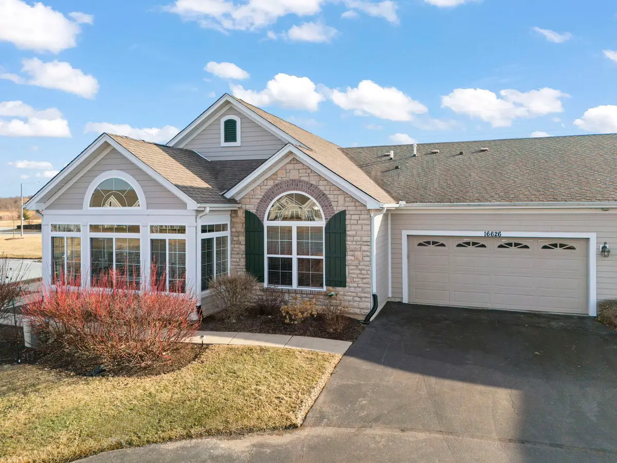 16626 S Fox Run Circle, Plainfield, IL 60586 - #1