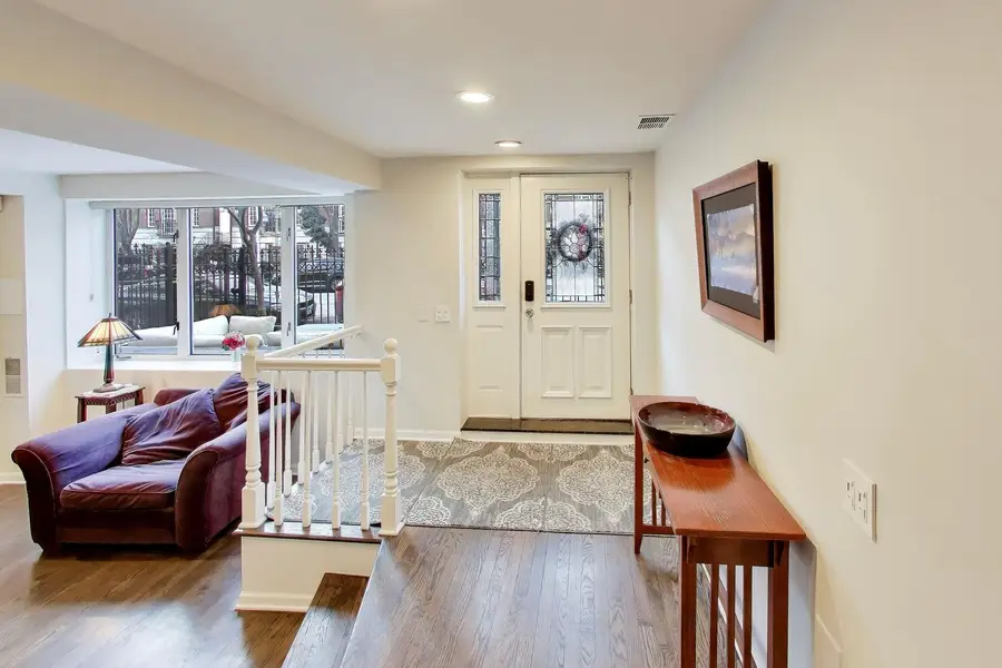 2647 N Southport Avenue #A, Chicago, IL 60614 - #3