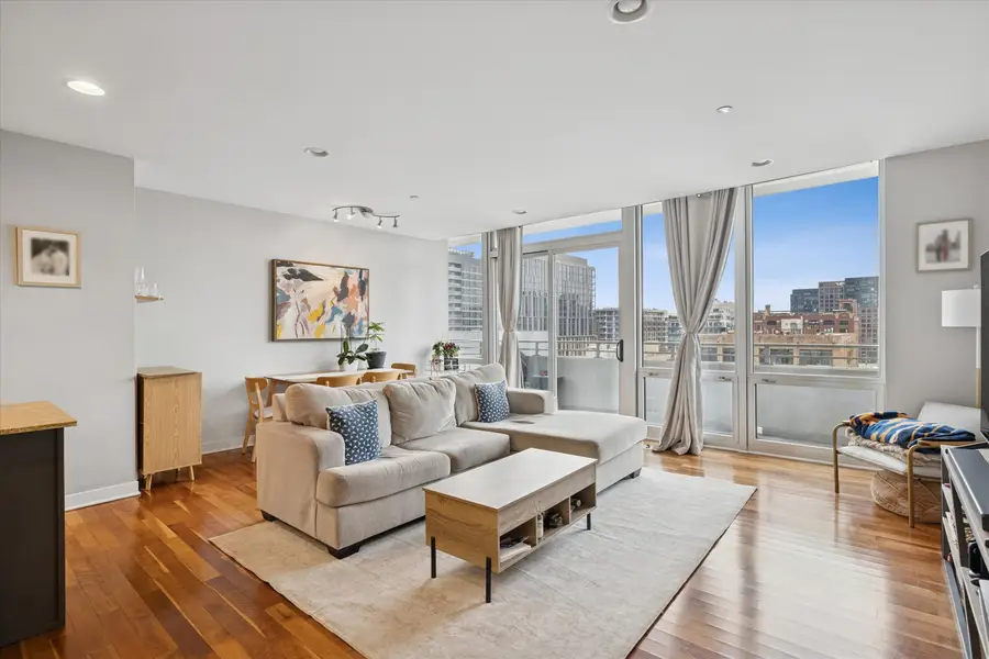 737 W Washington Boulevard #710, Chicago, IL 60661 - #3