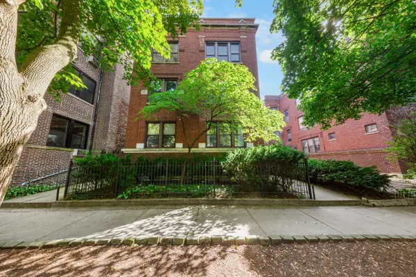 1447 W Rosemont Avenue #1, Chicago, IL 60660