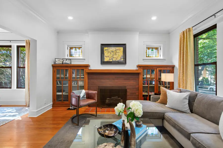 1447 W Rosemont Avenue #1, Chicago, IL 60660 - #2