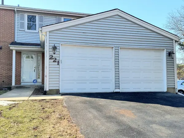 221 Monroe Road, Bolingbrook, IL 60440