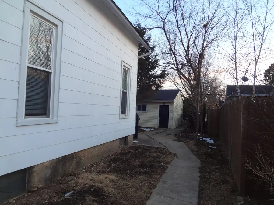 835 Oak Street, Elgin, IL 60123 - #3