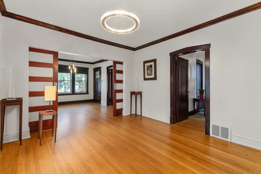 3825 Kenilworth Avenue, Berwyn, IL 60402 - #3