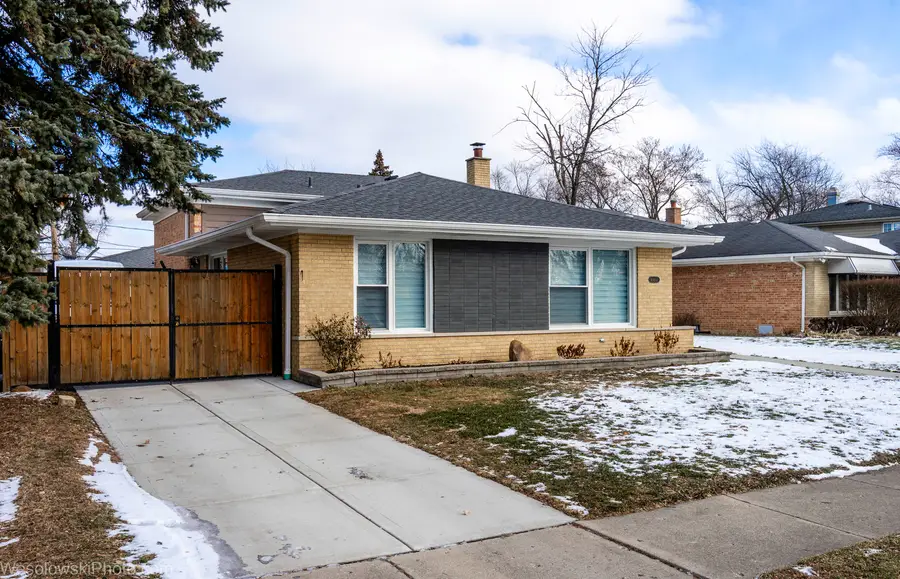 10841 Laramie Avenue, Oak Lawn, IL 60453 - #2