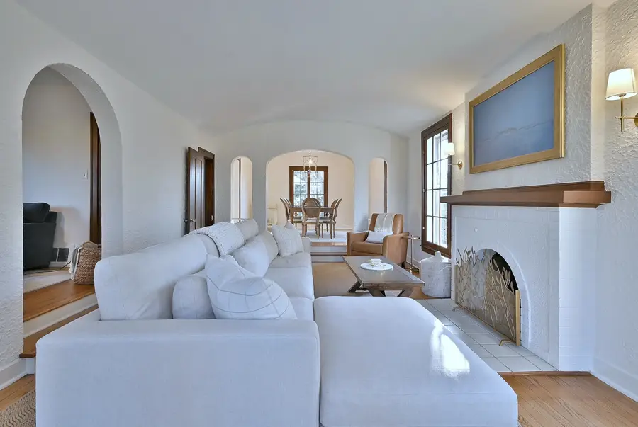 179 S Lawndale Avenue, Elmhurst, IL 60126 - #3