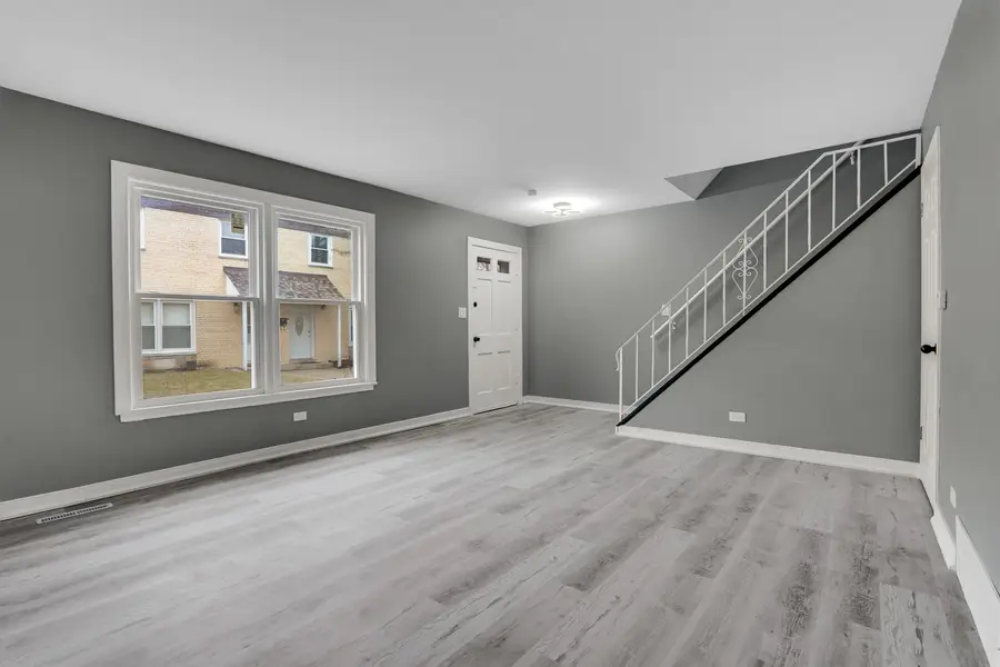 842 Colonial Drive #B, Wheeling, IL 60090 - #3