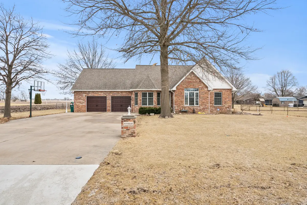 301 Fuller Avenue, Streator, IL 61364 - #1