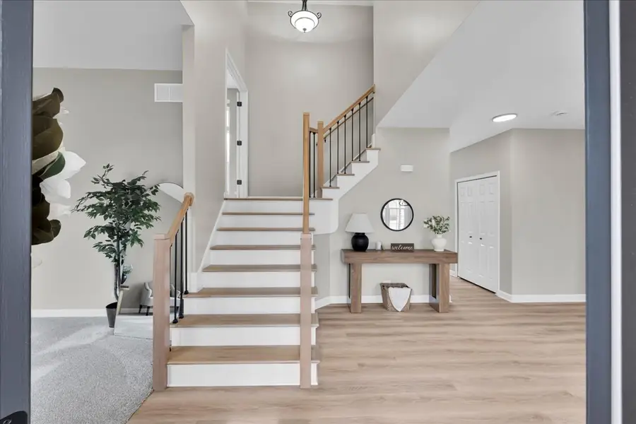 555 Bluestem Drive, Yorkville, IL 60560 - #3