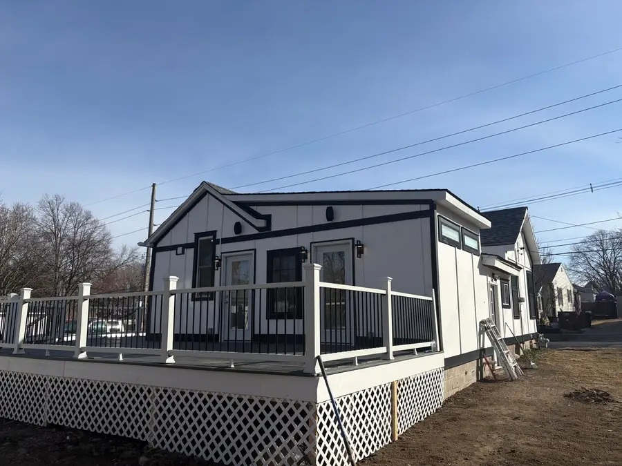 Address Withheld By Seller, Bloomington, IL 61701 - #3