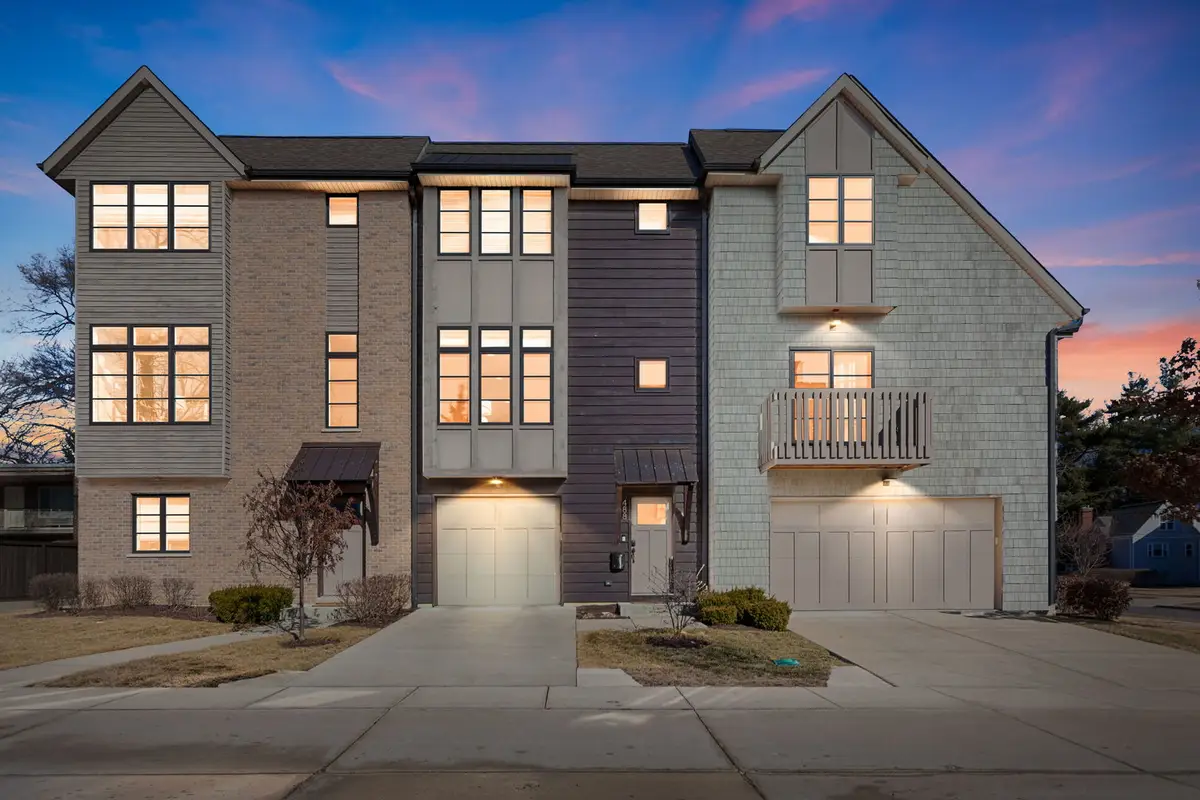 488 Newton Avenue, Glen Ellyn, IL 60137 - #1