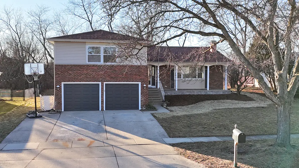 4490 Capstan Drive, Hoffman Estates, IL 60192 - #1