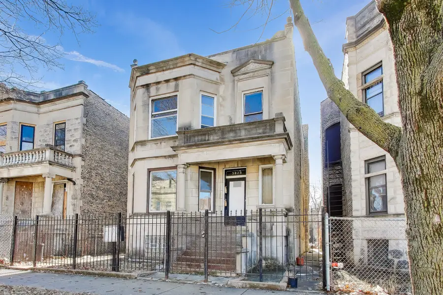 Address Withheld By Seller, Chicago, IL 60624 - #3