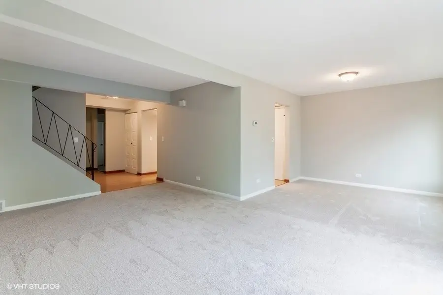 502 Jordan Way, Bolingbrook, IL 60440 - #2