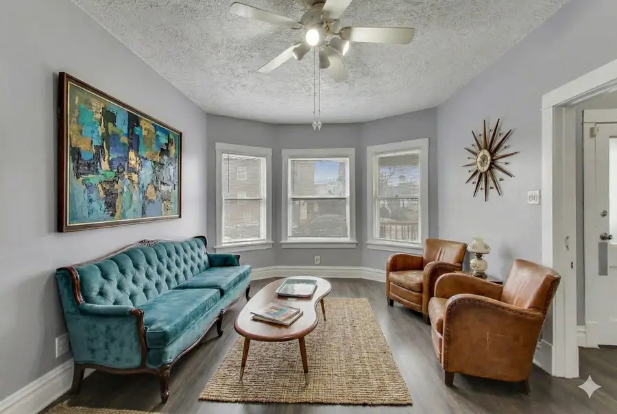 2047 N Lavergne Avenue, Chicago, IL 60639 - #3