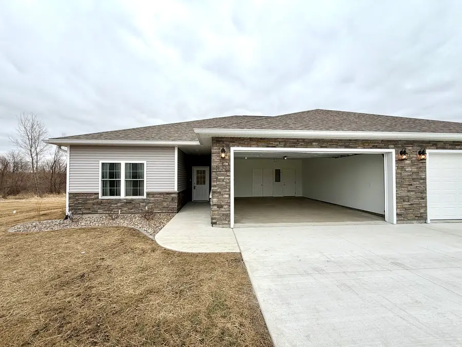 137 Countryview Court, Aledo, IL 61231 - #2