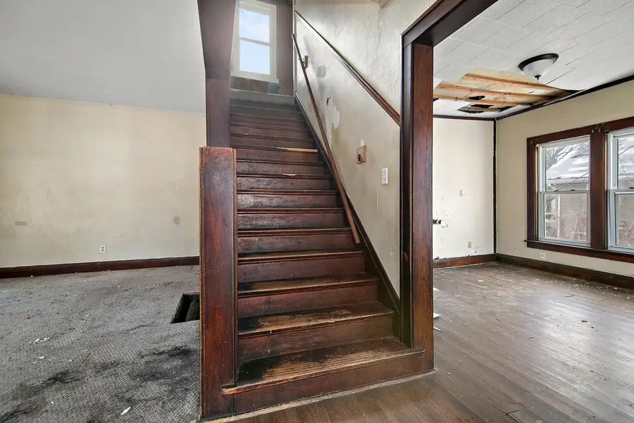 860 E Bourbonnais Street, Kankakee, IL 60901 - #3