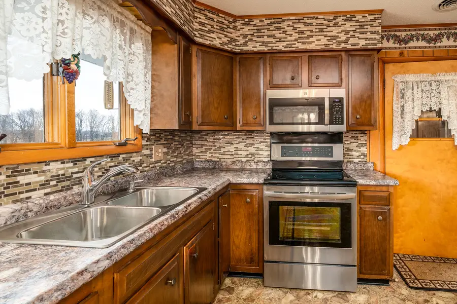 14798 Cherry Street, Sesser, IL 62884 - #2