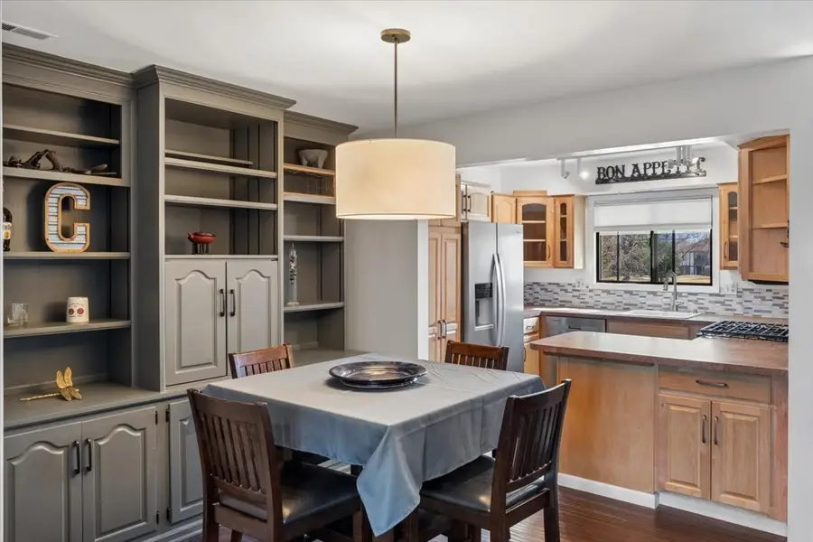 1733 Harrow Court #B, Wheaton, IL 60189 - #3