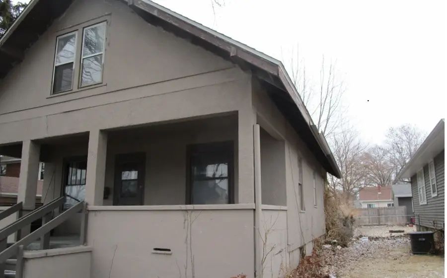 408 43rd Street, Moline, IL 61265 - #2