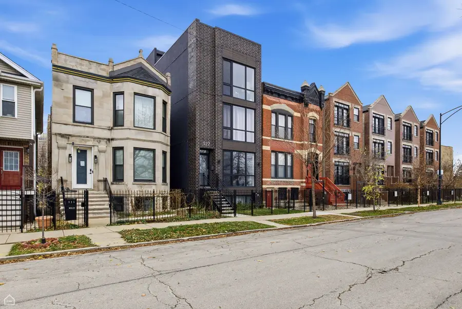 327 S Leavitt Street #1, Chicago, IL 60612 - #2