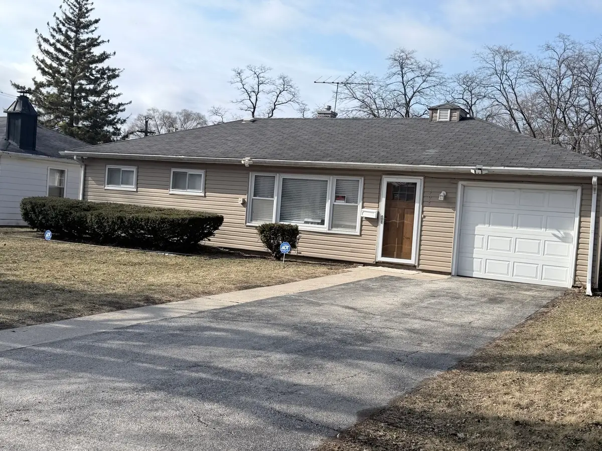 404 N Kinzie Street, Thornton, IL 60476 - #1