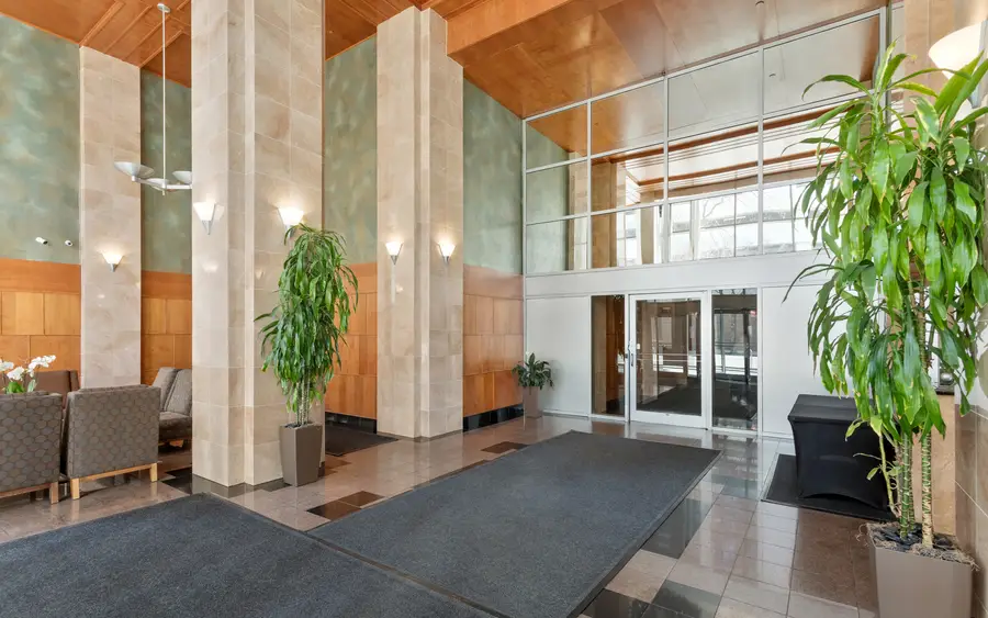 1122 N Clark Street #1602, Chicago, IL 60610 - #2