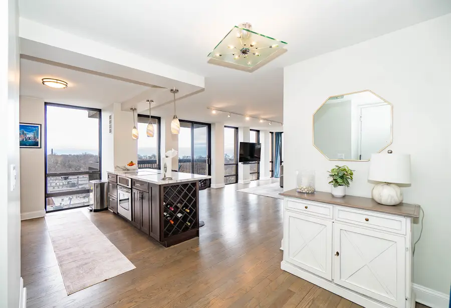 1660 N La Salle Drive #811, Chicago, IL 60614 - #3