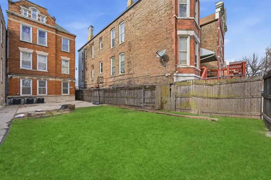 2420 S Sawyer Avenue, Chicago, IL 60623 - #3