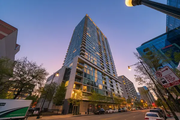 1720 S Michigan Avenue #405, Chicago, IL 60616