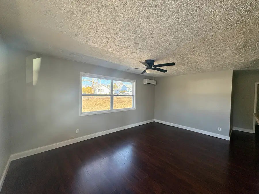 Address Withheld By Seller, Carterville, IL 62918 - #3