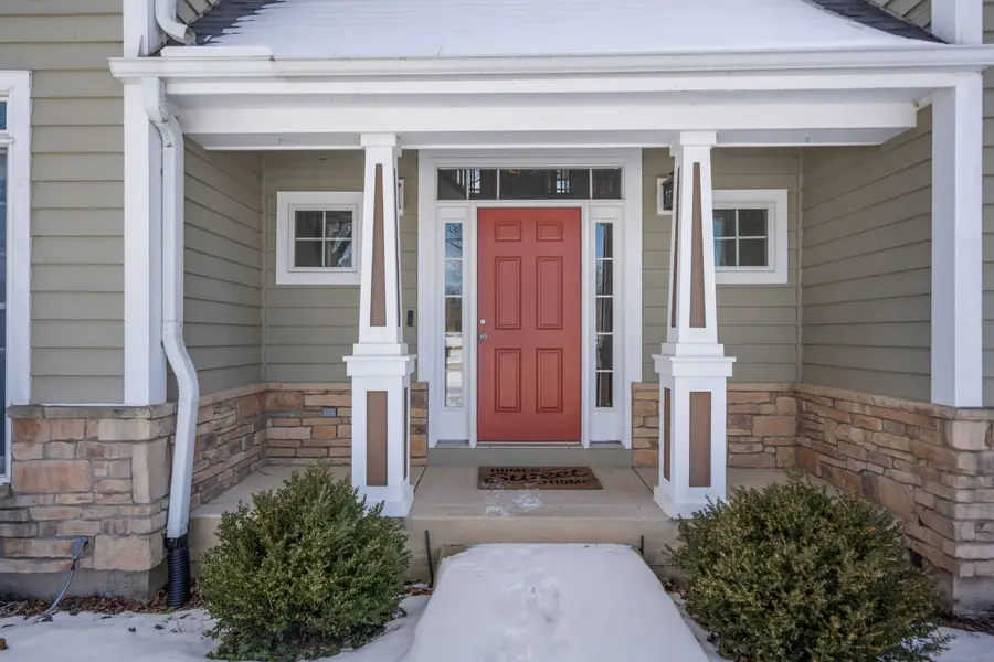 7N072 Willowbrook Drive, Saint Charles, IL 60175 - #2