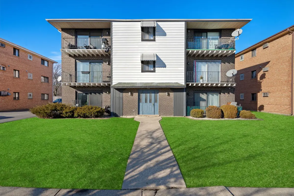 7242 W 86th Street #3A, Bridgeview, IL 60455 - #1