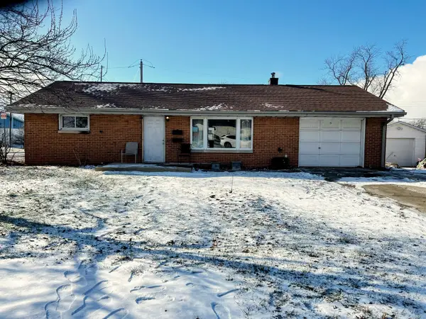 9 Cottonwood Street, Bloomington, IL 61701