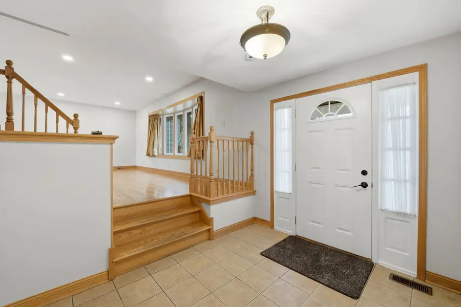 765 Concord Lane, Hoffman Estates, IL 60192 - #3