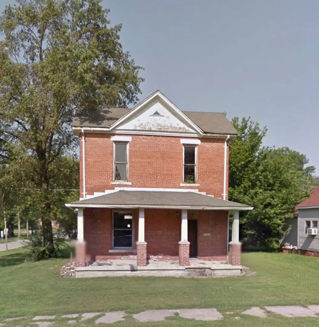 429 S Morgan Street, Olney, IL 62450 - #1