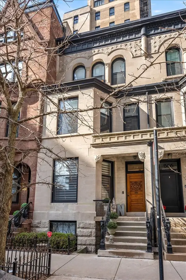 1304 N Ritchie Court, Chicago, IL 60610