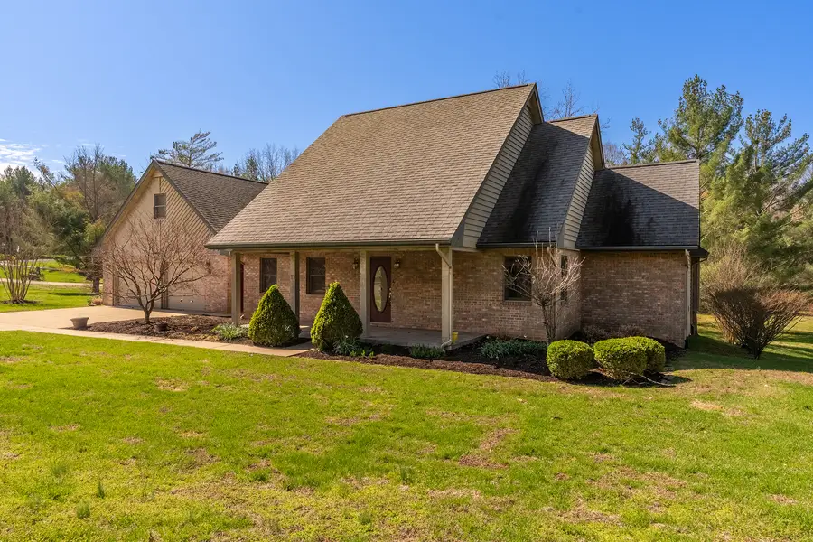 15 Lake Indian Hills Circle, Carbondale, IL 62901 - #3