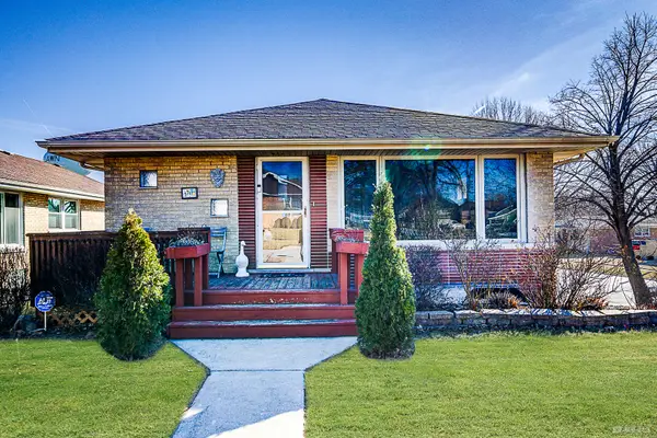 5767 W 97th Street, Oak Lawn, IL 60453