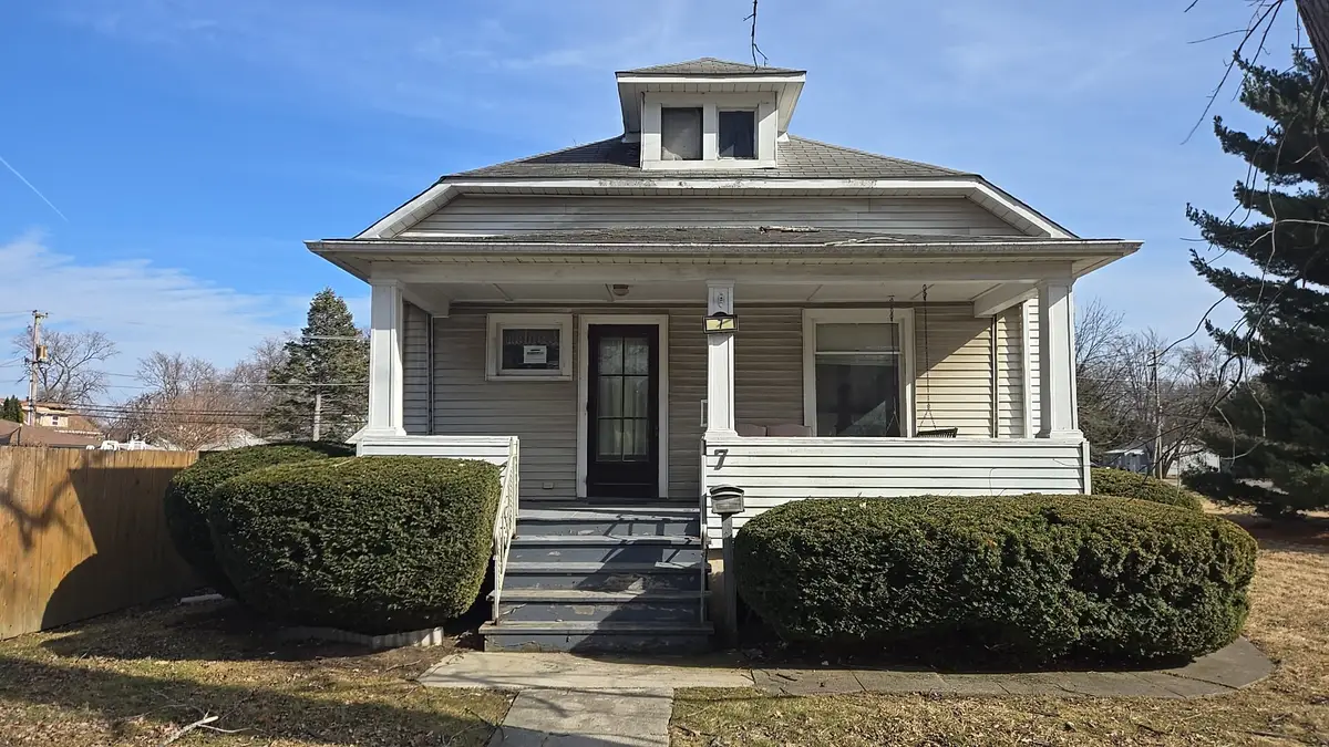 7 N State Street, Glenwood, IL 60425 - #1