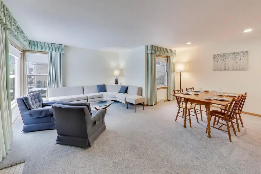 820 N Delphia Avenue, Park Ridge, IL 60068 - #2