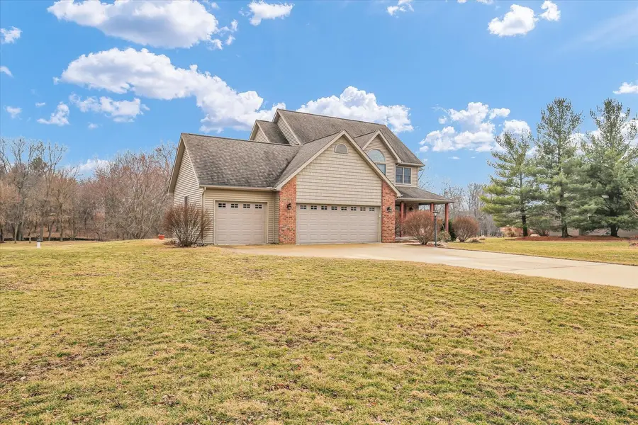 11 Long Grove Drive, Monticello, IL 61856 - #2