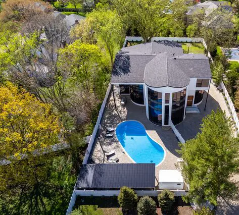 2110 Pfingsten Road, Northbrook, IL 60062 - #3